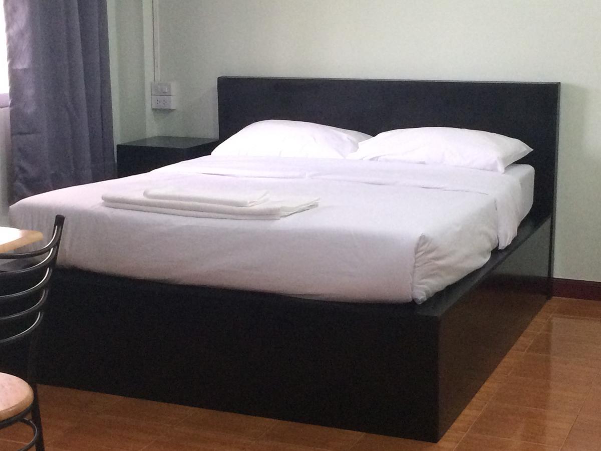 Amenity@22 Hotel Банкок Екстериор снимка